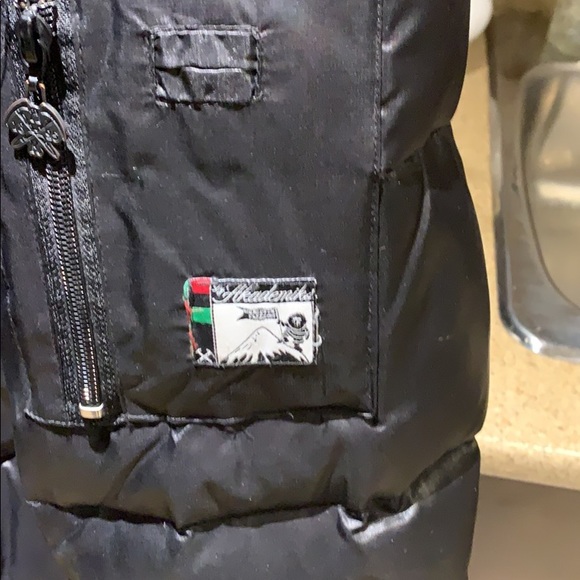 Akademiks - Picture 5 of 6